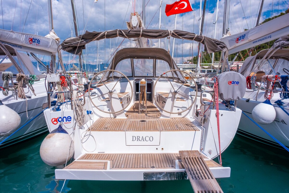 Hanse 445 Draco