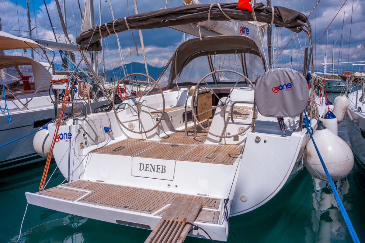 Hanse 445 Deneb