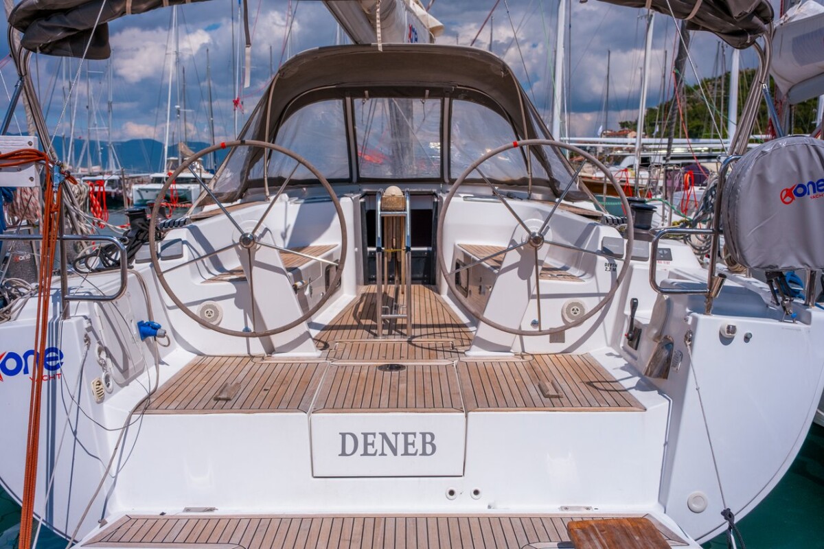 Hanse 445 Deneb