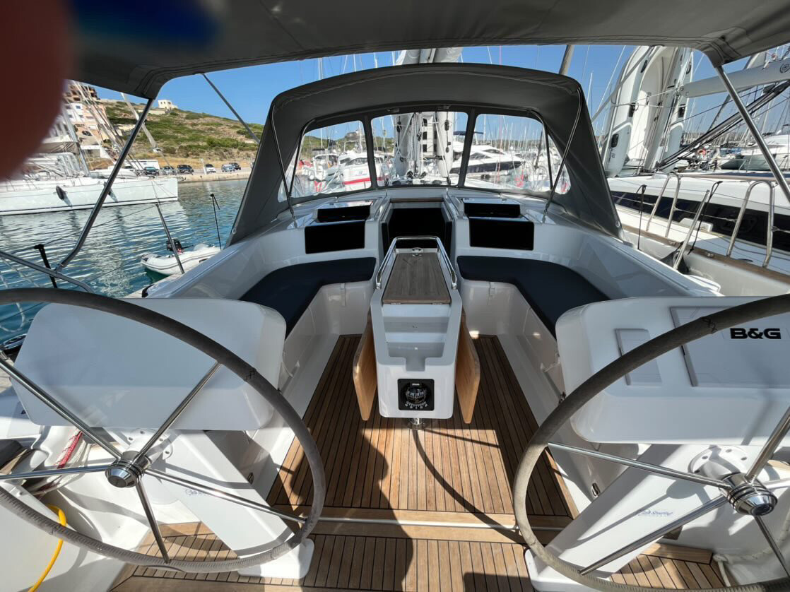 Hanse 458 Avra