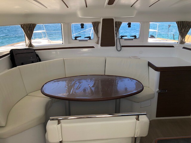 Lagoon 380 ECONOMY