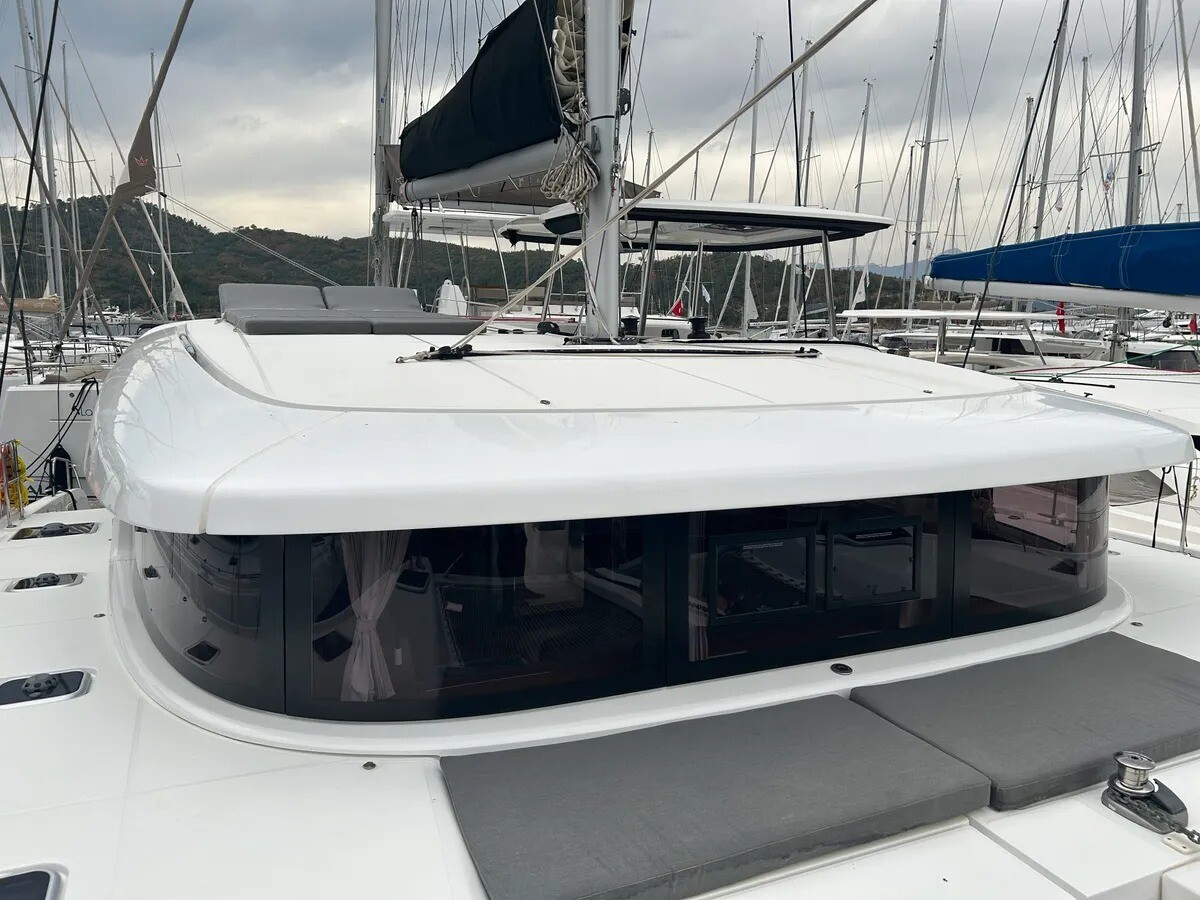 Lagoon 42 Meraki