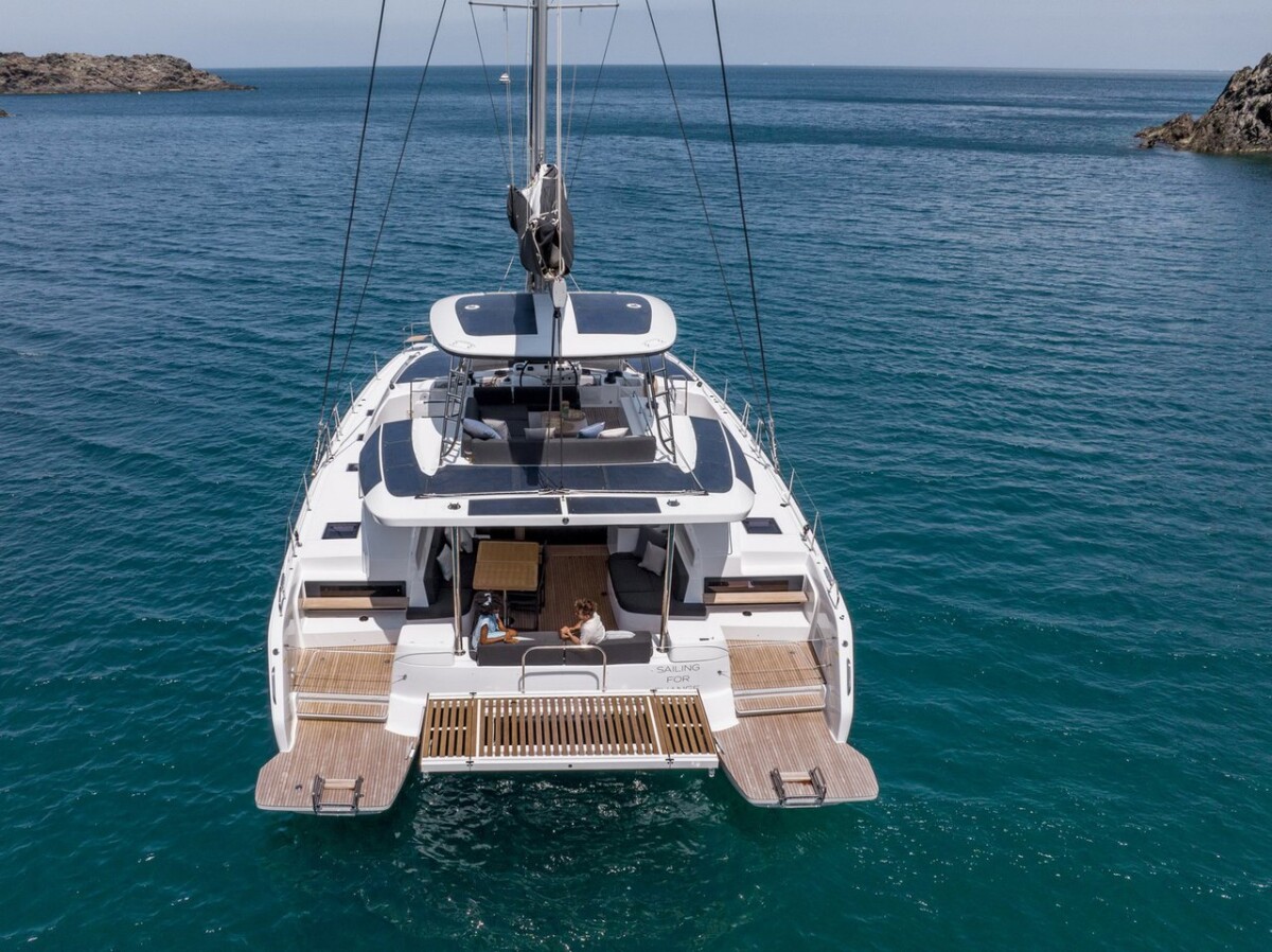 Lagoon 51 Mythos