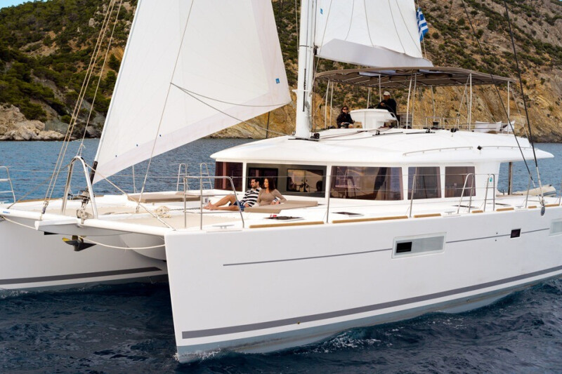 Lagoon 560 S2 Avra