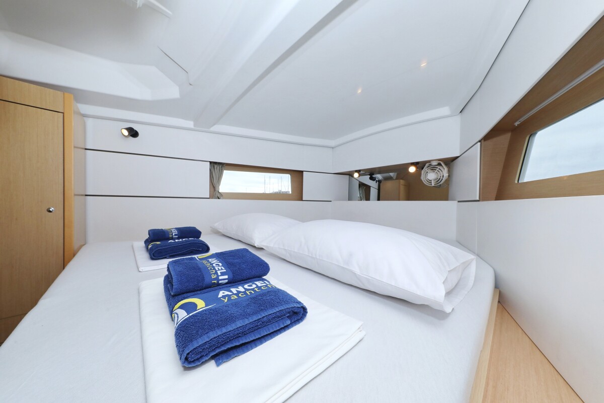 Oceanis 38 One