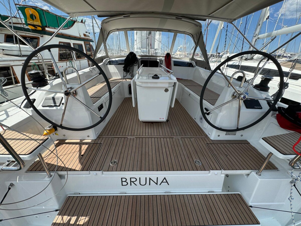 Oceanis 40.1 Bruna