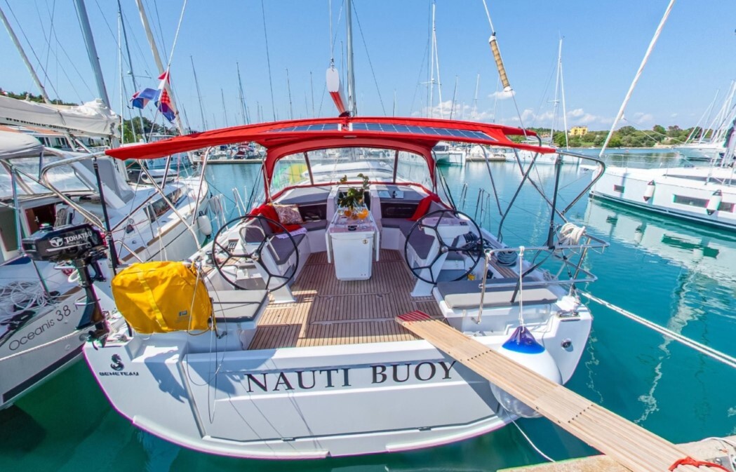 Oceanis 46.1 Nauti Buoy