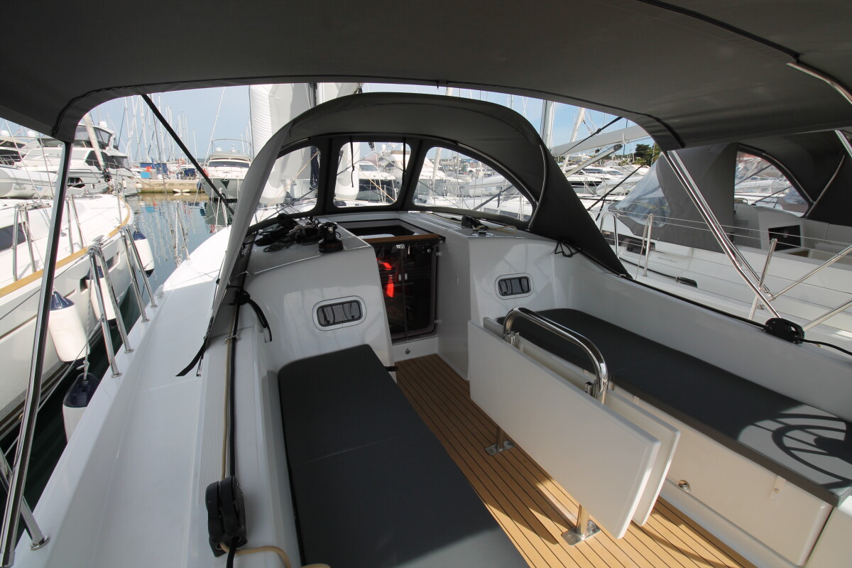 Sun Odyssey 380 Evita