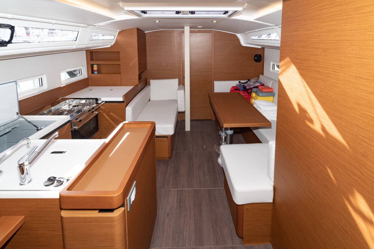 Sun Odyssey 410 Sea Pearl