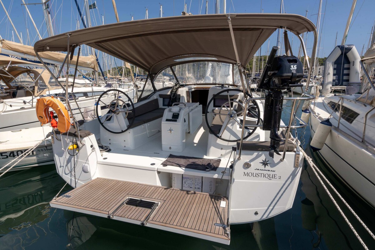 Sun Odyssey 410 MOUSTIQUE II 