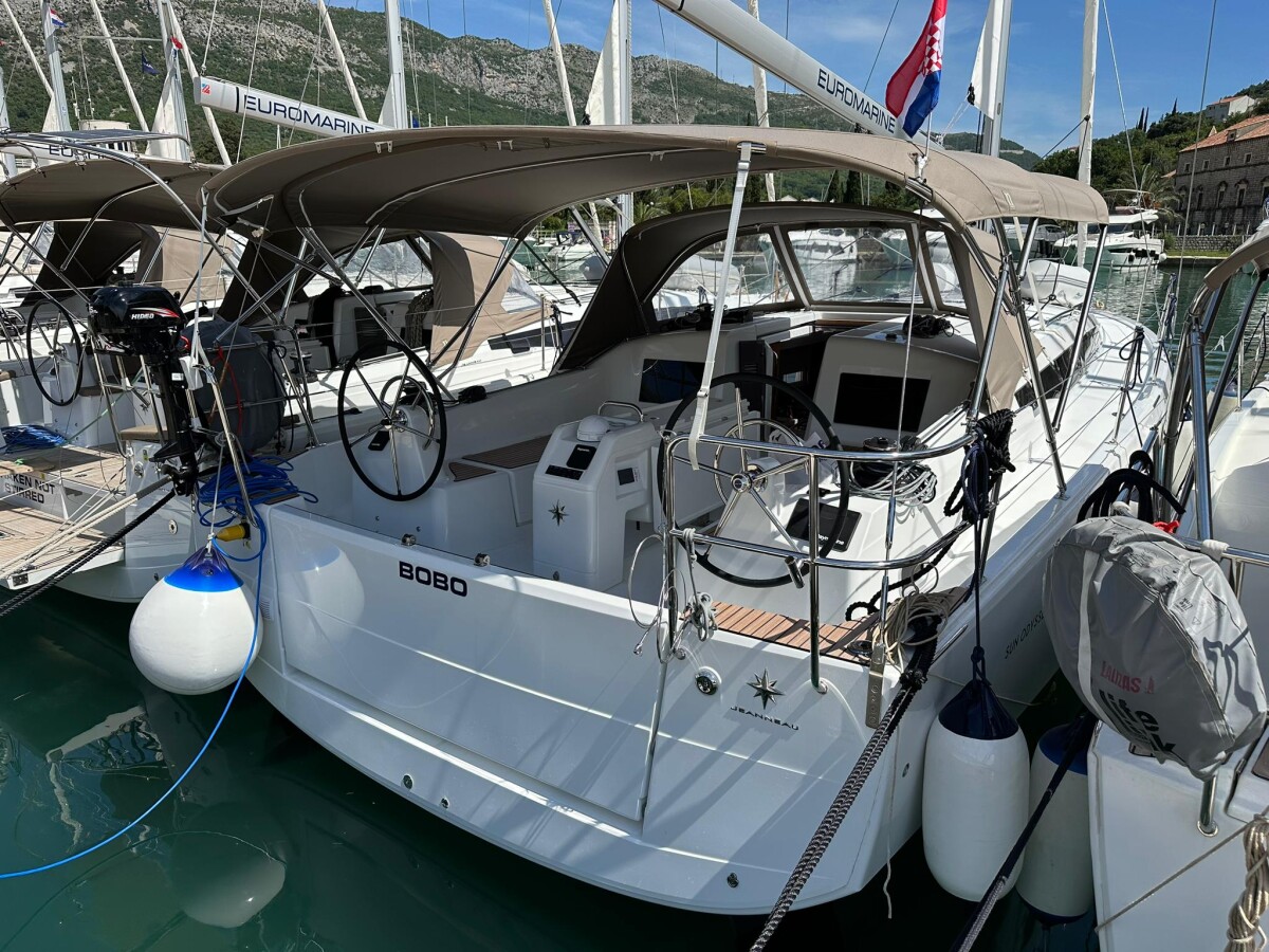 Sun Odyssey 410 Bobo