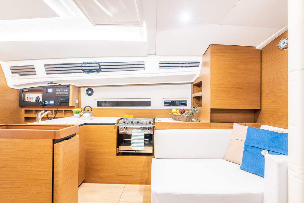 Sun Odyssey 410 Emotion