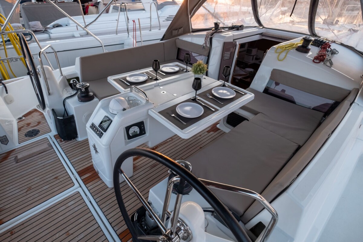 Sun Odyssey 440 Loleta