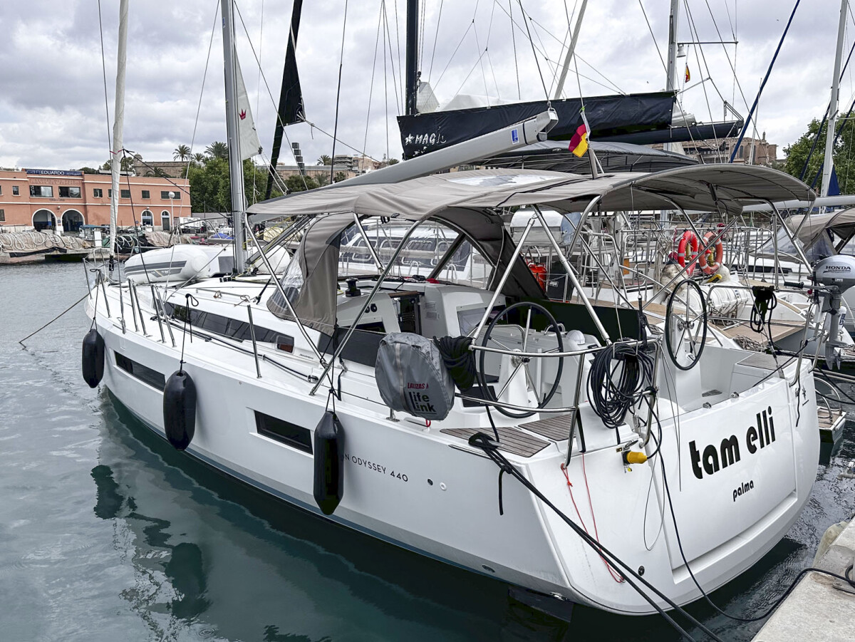 Sun Odyssey 440 tam elli