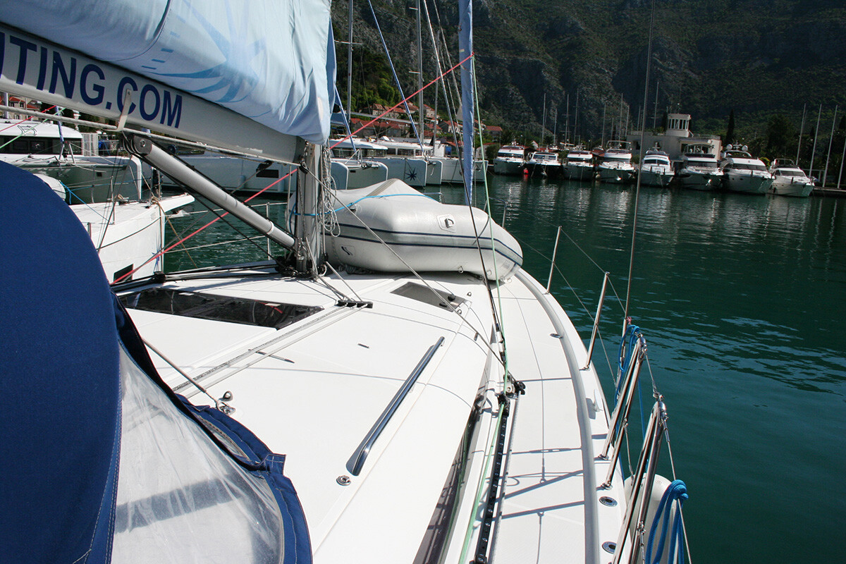 Sun Odyssey 440 Modesty