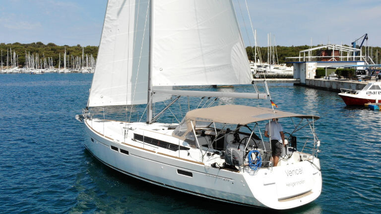 Sun Odyssey 479 Vencel