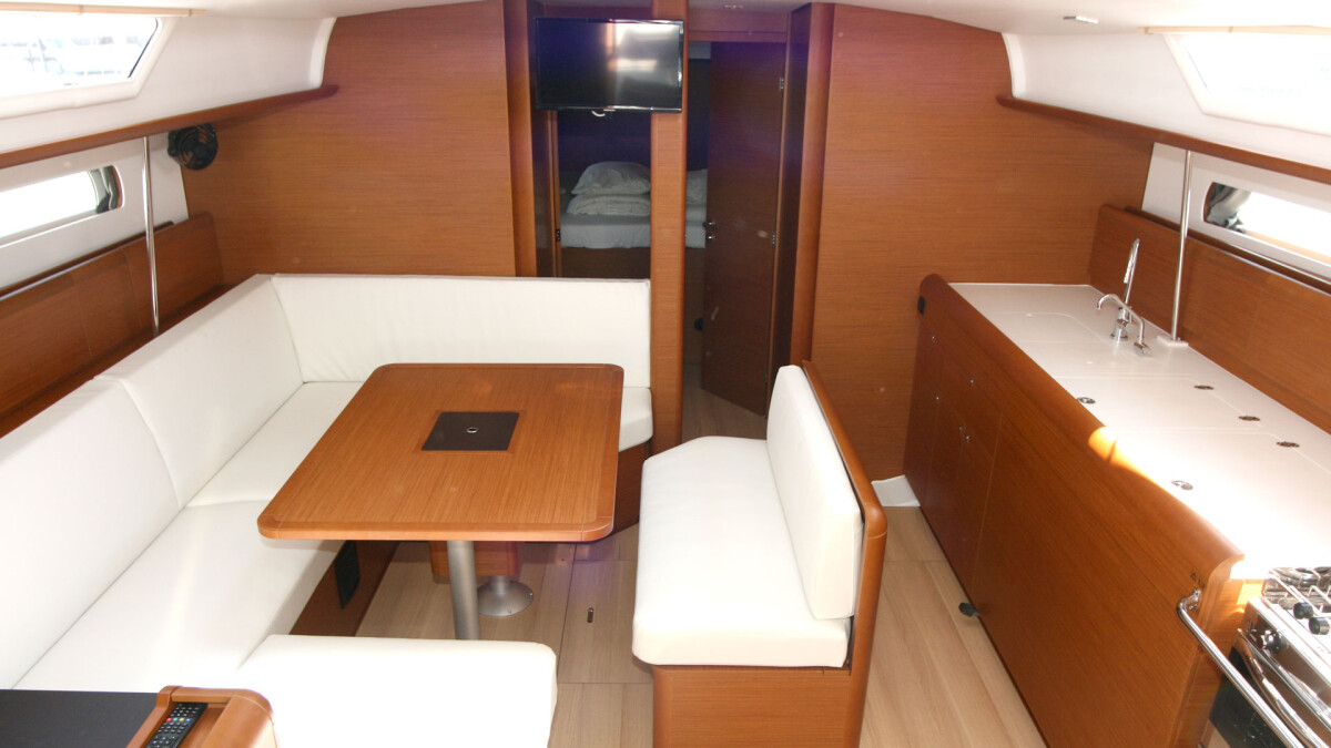 Sun Odyssey 479 Vencel