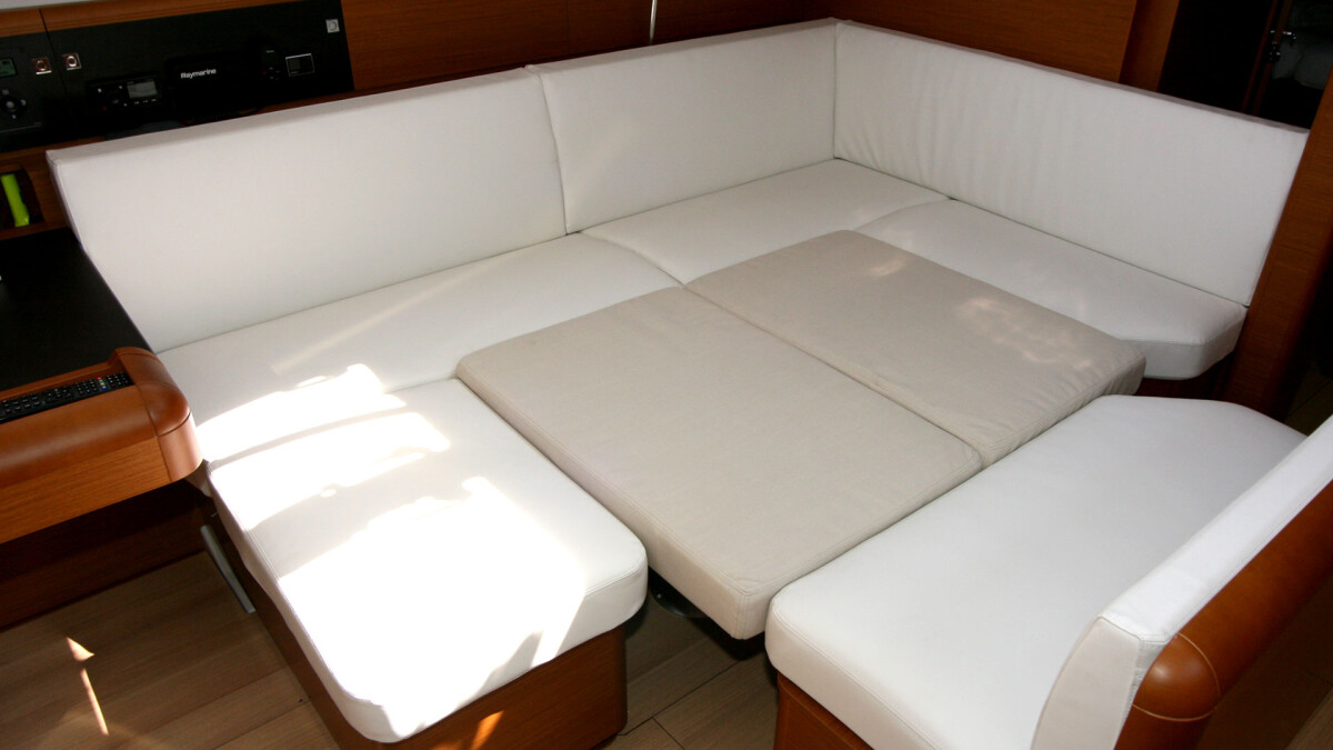 Sun Odyssey 479 Vencel