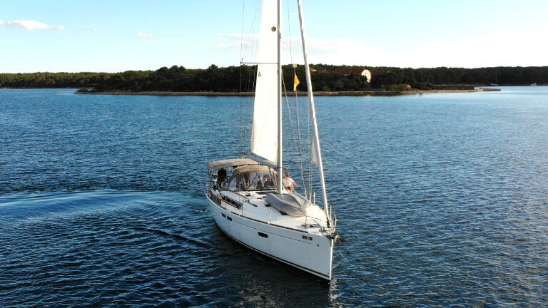 Sun Odyssey 479 Perla