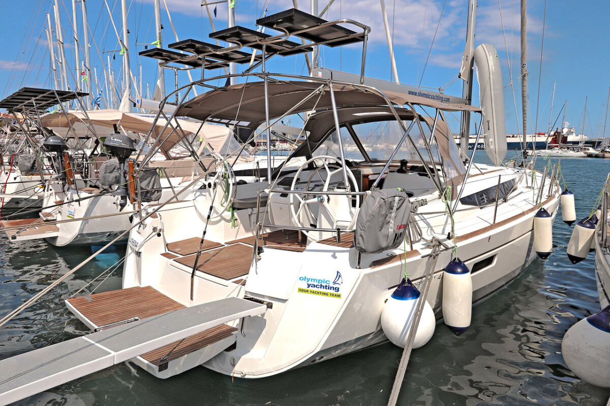 Sun Odyssey 479 Athena