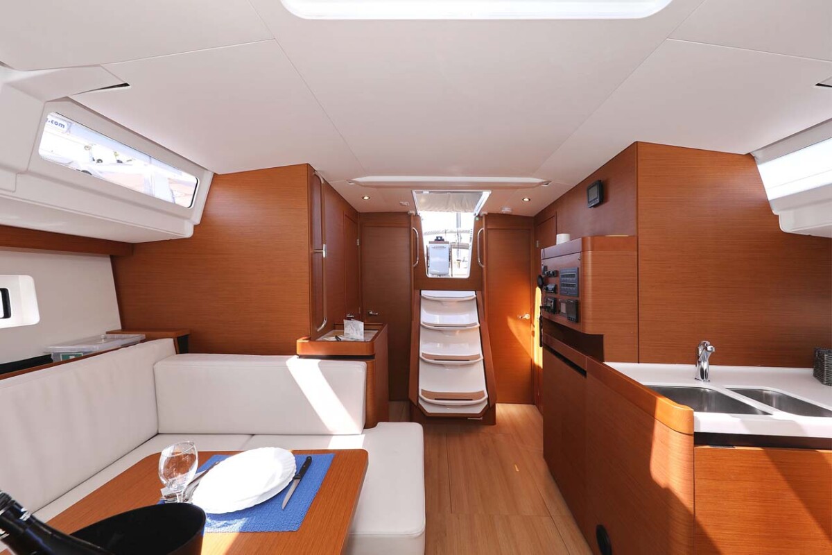 Sun Odyssey 490 Pollux