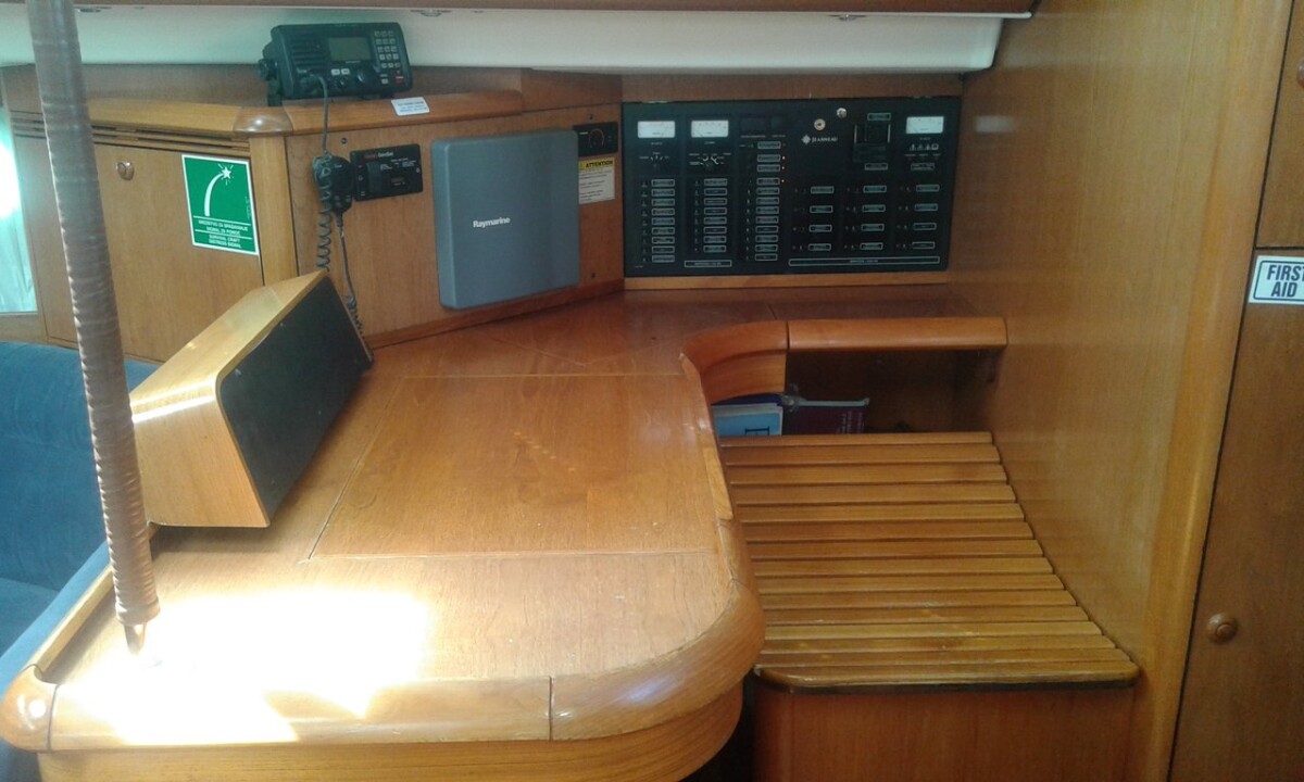 Sun Odyssey 54 DS Morski Vjetar